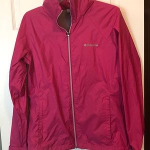 Columbia lightweight rain jacket size large color pink.